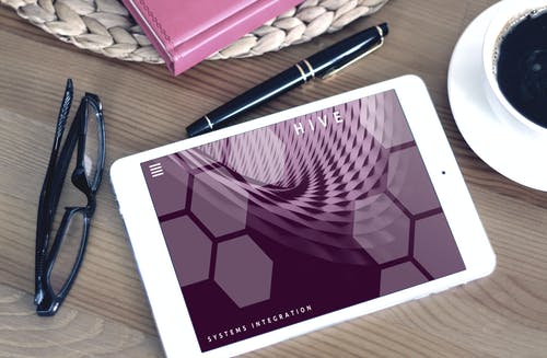怎樣發(fā)送企業(yè)短信群發(fā)?